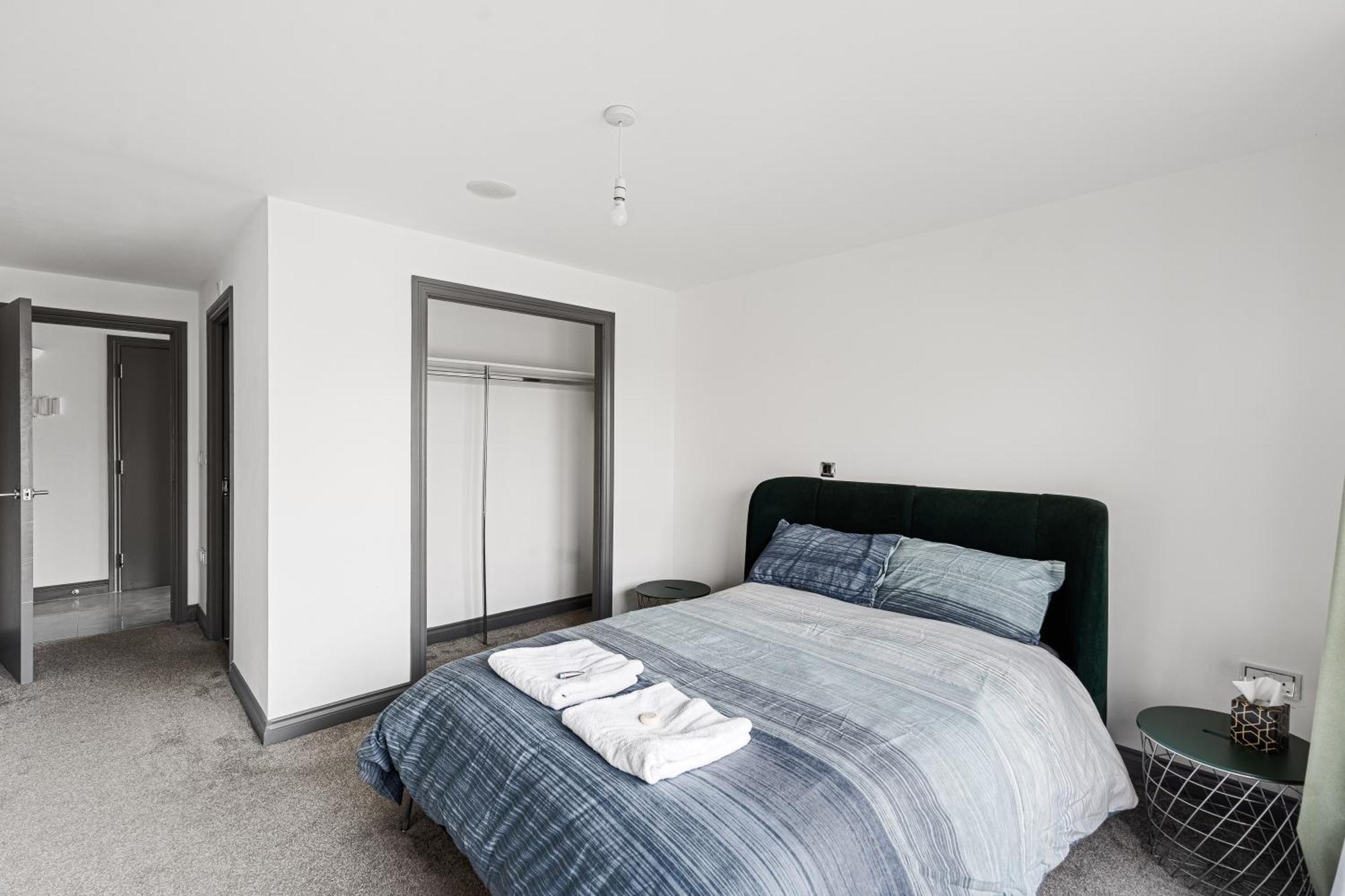 Long Letting - Luxurious 3 Bedroom Penthouse In City Centre - Parking Included! Chelmsford Ngoại thất bức ảnh